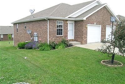 1st image of 824 Cobbler Ln E #826