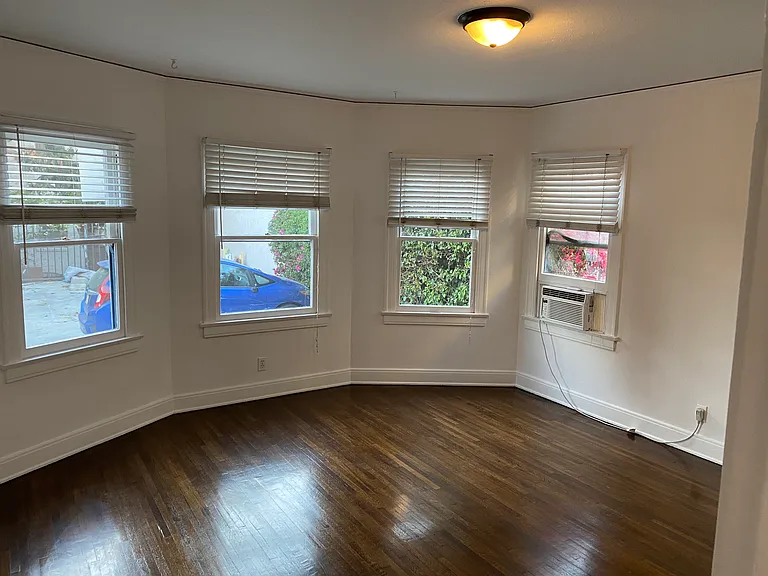Large Octagonal Rear Master Bedroom - large enough for King sized bed!