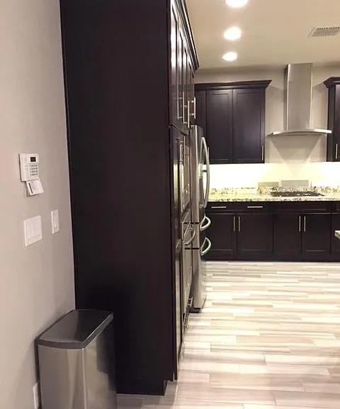 4649 E Daley Ln — Photo 13