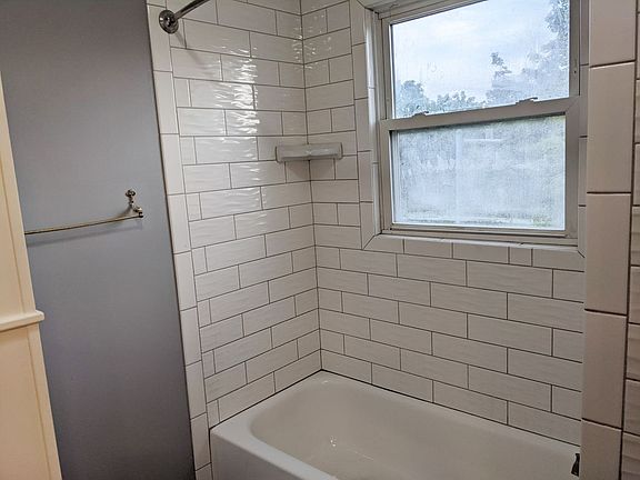 3rd image of 929 16th St S #931