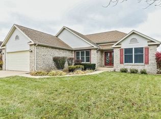 579 S Walnut St, Manteno, IL 60950