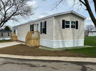 67 Estate Cir #67, Lima, OH 45804