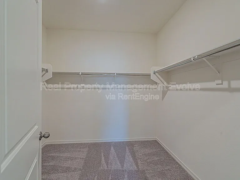 6450 W Magdalena Ln — Photo 12