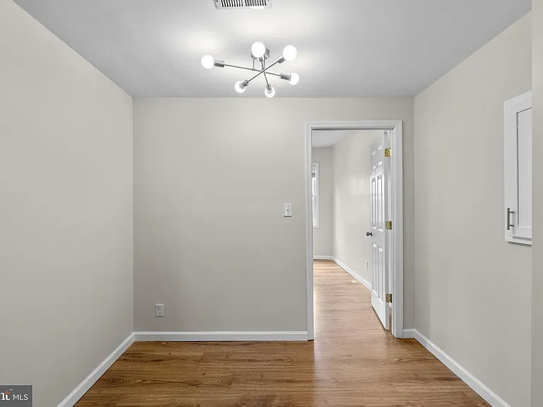 1305 Light St #2 — Photo 14