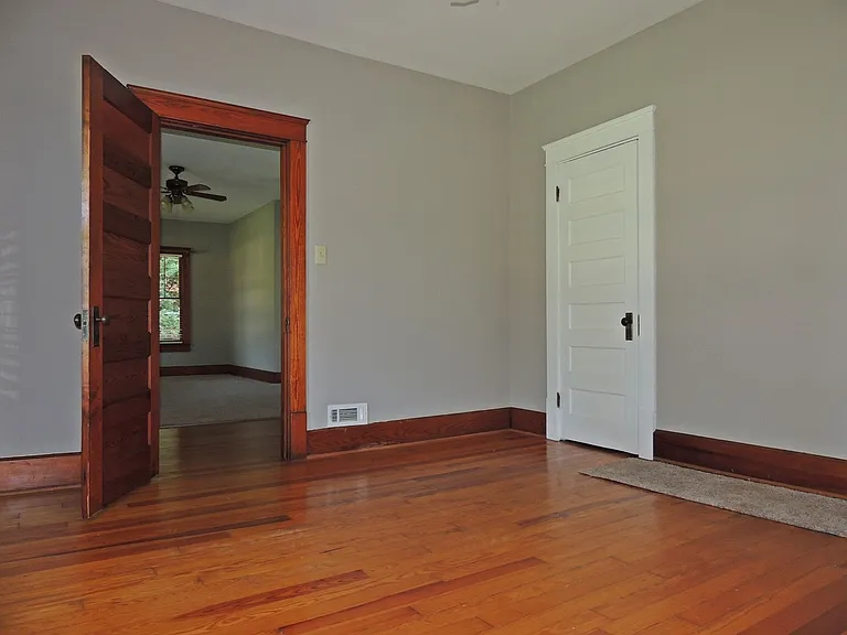 1712 Old Niles Ferry Rd — Photo 12