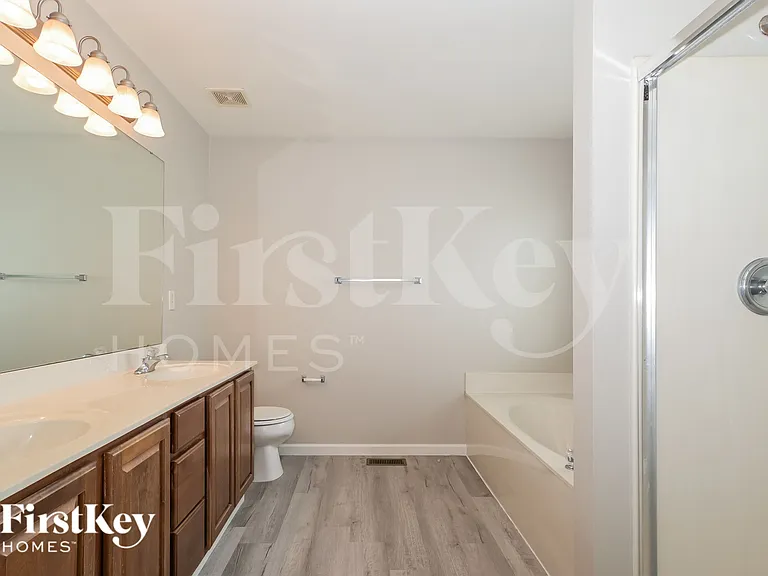 217 Hawksbury Pl — Photo 11