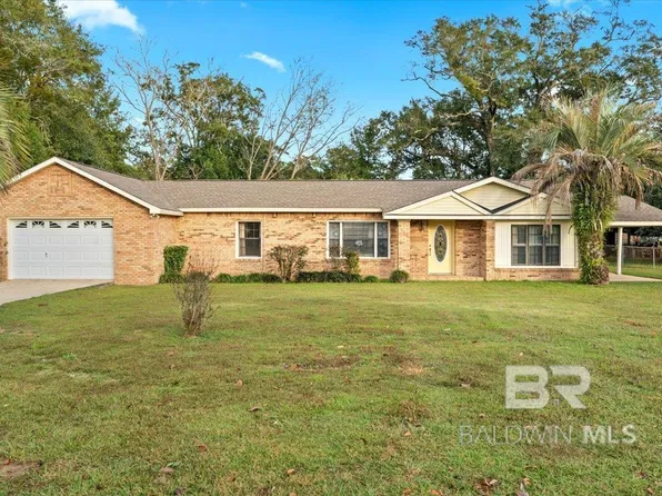 404 NW 3rd St, Summerdale, AL 36580