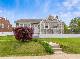 7801 Fairfield St, Philadelphia, PA 19152