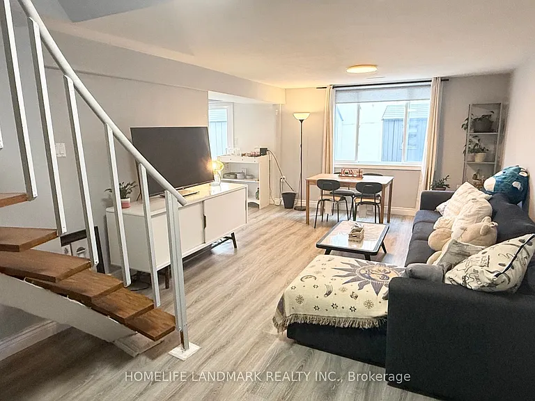 81 United Sq #BASEMENT — Photo 2