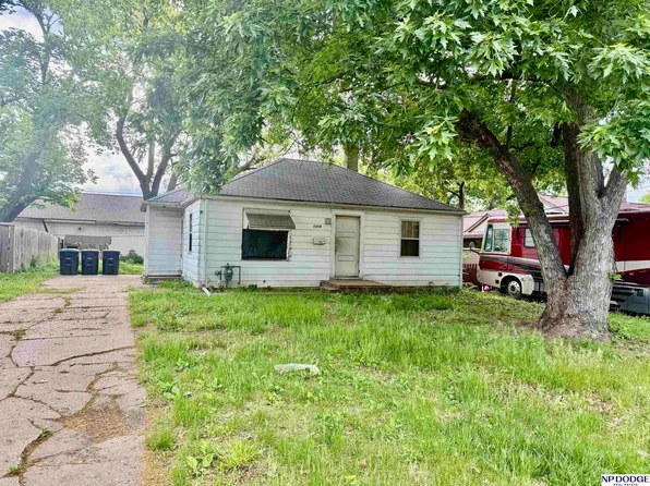 1319 S 51st St, Omaha, NE 68106