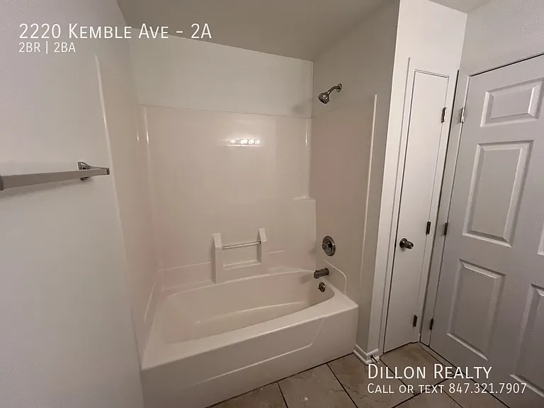 2220 Kemble Ave #2A — Photo 7