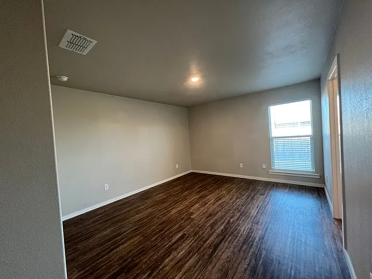 3507 Tiffin Ave — Photo 19