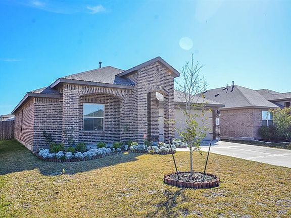 3rd image of 3031 Dripping Springs Ct