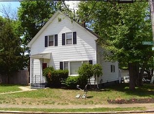 83 Norwood Ave, Warwick, RI 02888