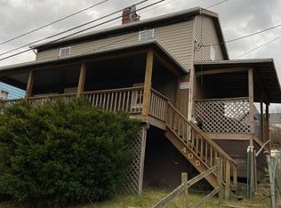 405 Blue Jay Dr, Canonsburg, PA