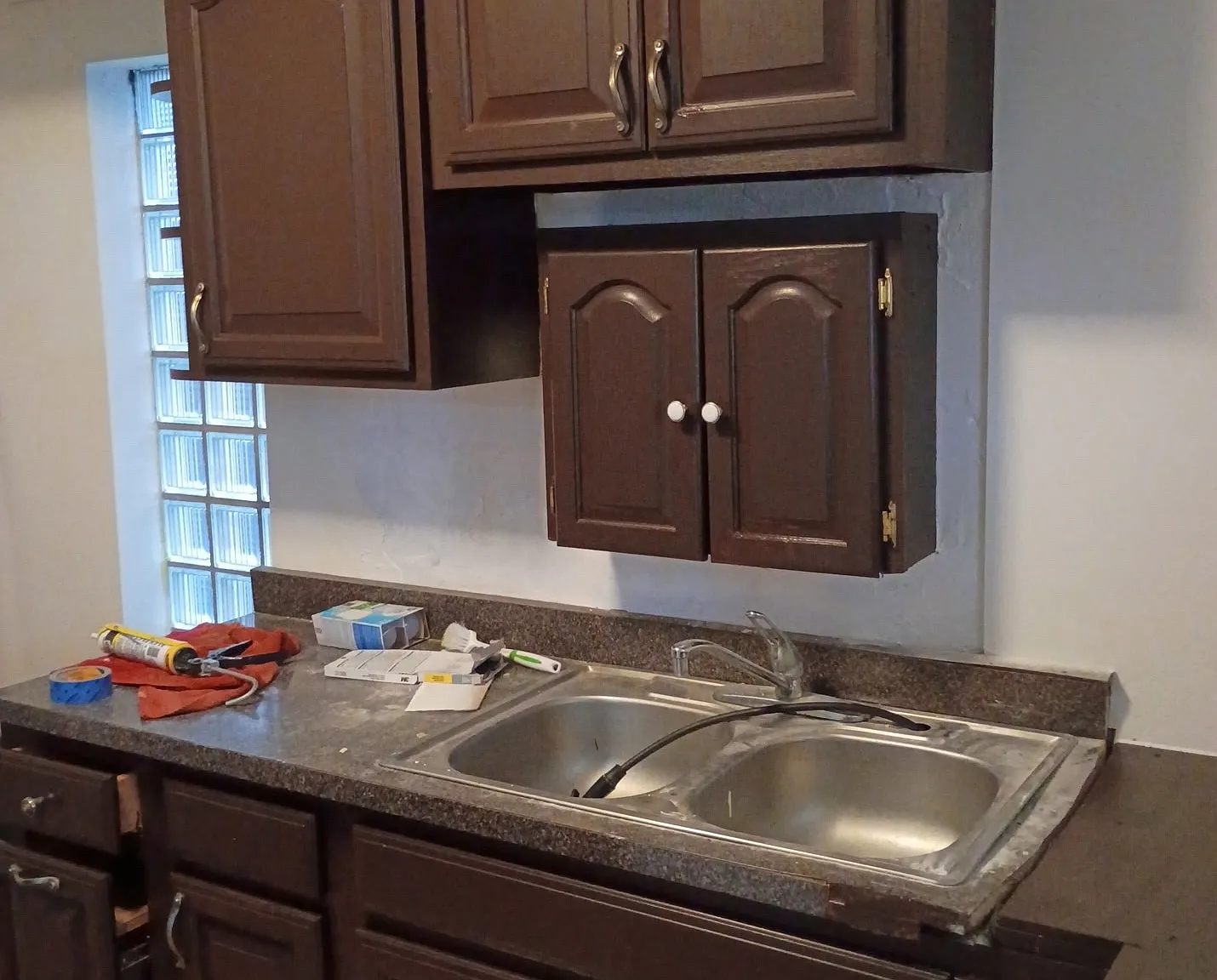 2 bed, 1500 sqft, $1,300 — Photo 2
