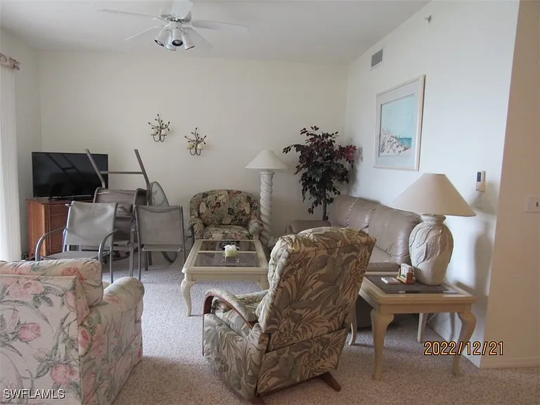 8076 Queen Palm Ln #437 — Photo 4