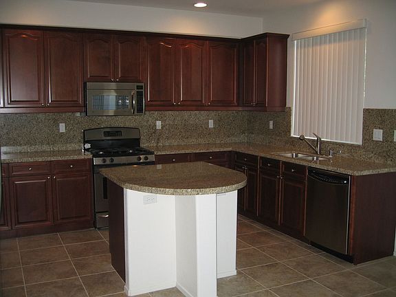 4th image of 48503 Anastacia Ct