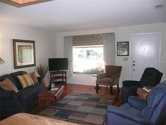 4th image of 2251 Malcolm Dr
