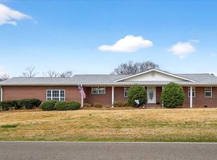 1067 Trace Rd, Laurel, MS 39443