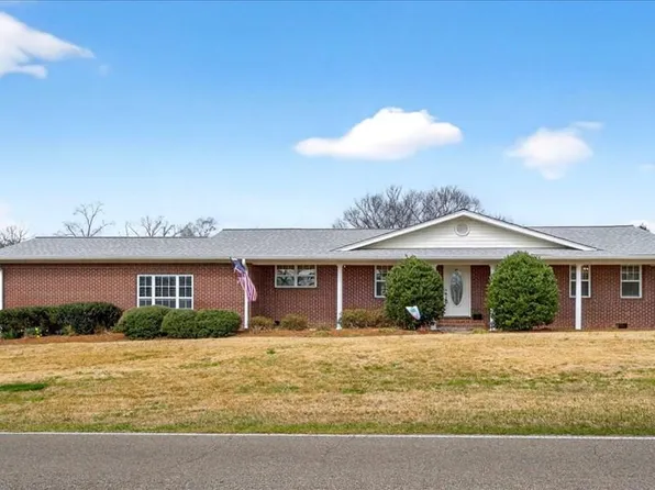 1067 Trace Rd, Laurel, MS 39443