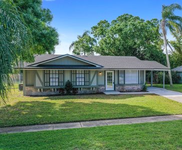 457 NE Camelot Drive, Port Saint Lucie, FL, 34983