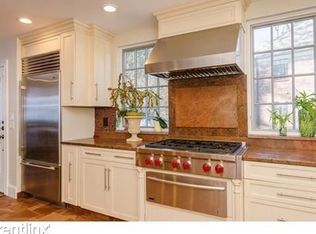 50 Willow Cres, Brookline, MA 02445