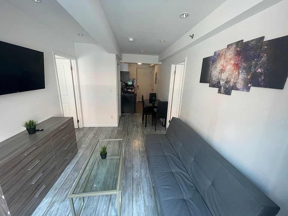 1st image of 521 W 48th St #3D