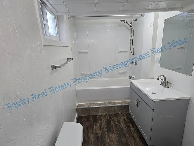 555 N 13th Ave #557 — Photo 14