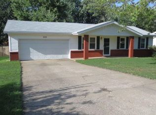 2535 W Primrose Ln, Springfield, MO 65807