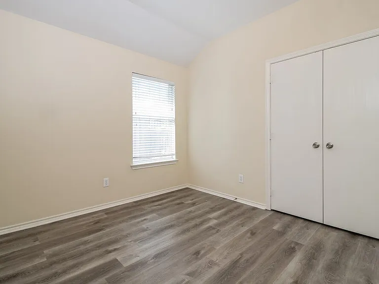 3400 Beatriz Dr — Photo 14