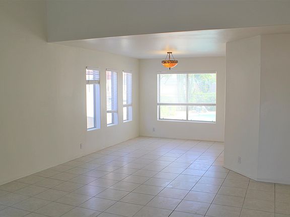 5th image of 15047 S 43rd Pl