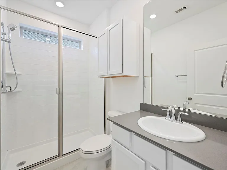 805 Westwood Dr — Photo 14