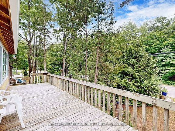 5th image of 1207 Tiny Beaches Rd S