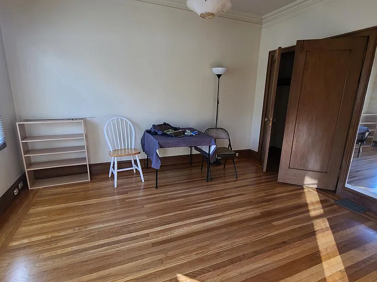 1828 Walnut St — Photo 11