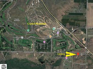 47 Chickadee Ln, Thompsonville, MI 49683