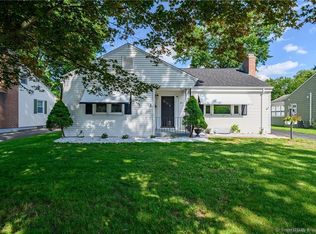 24 Sherwood Rd, West Hartford, CT 06117