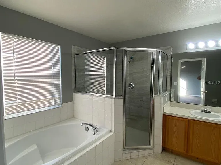 606 Bluebill Ct — Photo 9