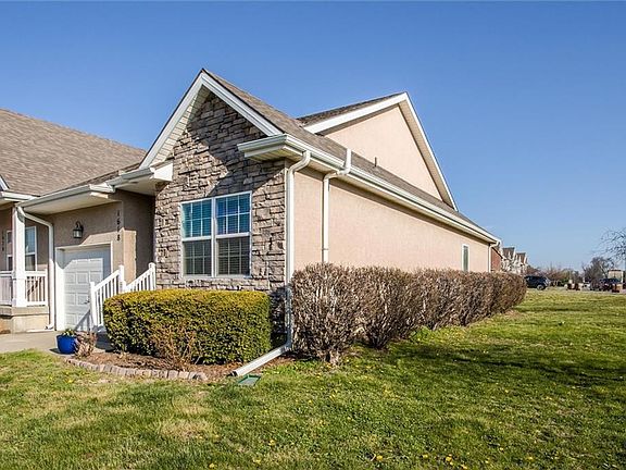2nd image of 1618 Ridgeway Dr