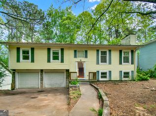 3908 Valley Brook Rd, Snellville, GA 30039