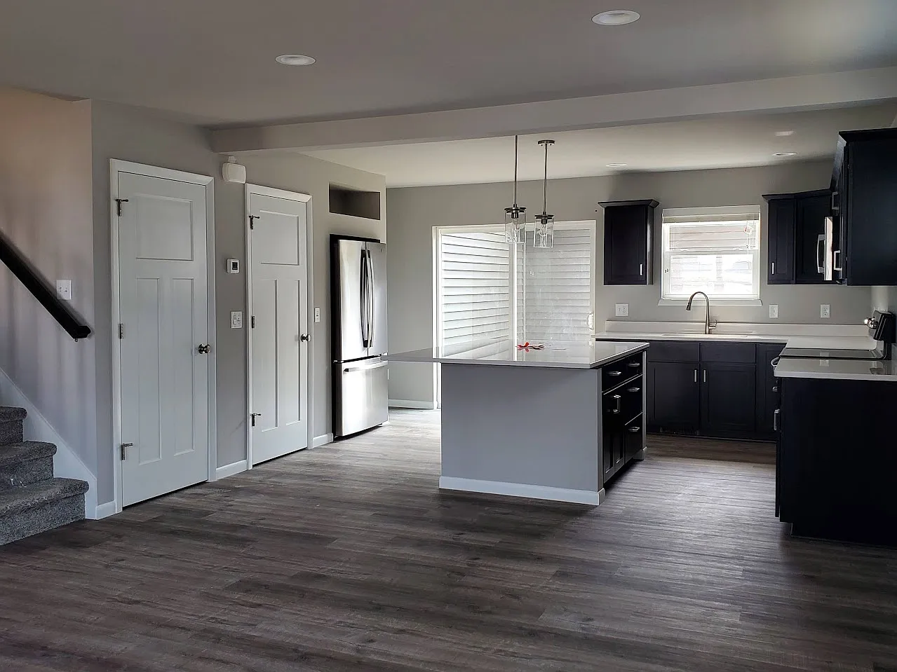 3 bed, 2.5 bath, 1486 sqft, $2,600 — Photo 3