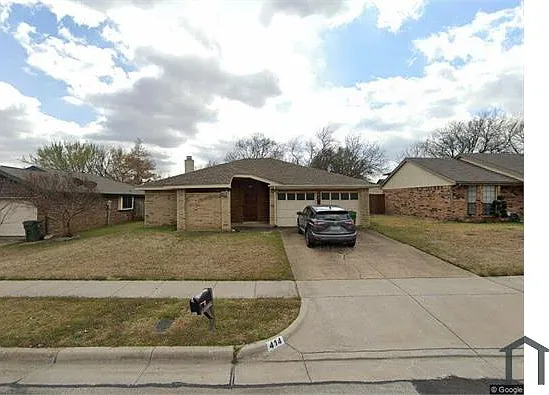 414 Lemon Dr
