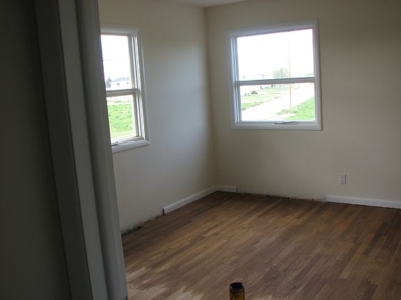 5th image of 175 Ash St Unit A