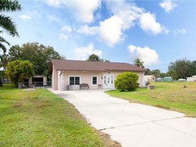1261 Driftwood Dr, North Fort Myers, FL, 33903