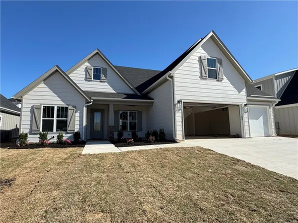 2716 Eris Ave, Lowell, AR 72745