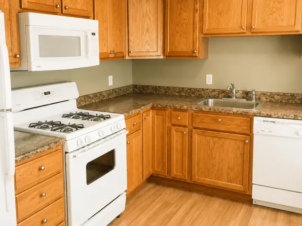 18 Winter St, 18 Winter St #A, Rochester, NH 03867