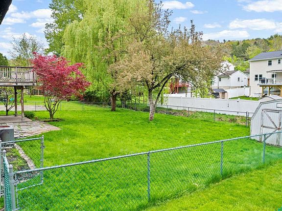 5th image of 2640 Lynnhurst Dr