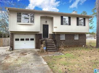 1521 Kathy Ln, Fultondale, AL 35068