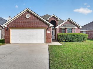 1113 Manhassett Ct, Fort Worth, TX 76140