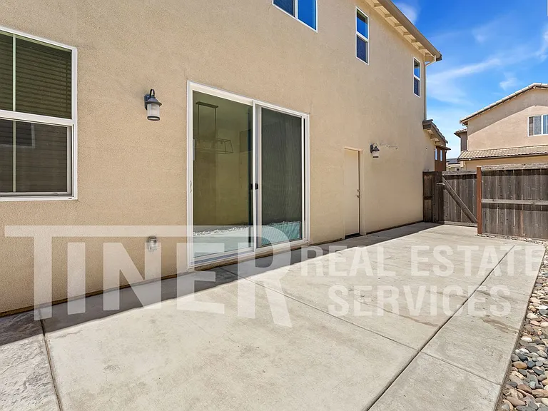 3027 Club Center Dr — Photo 21